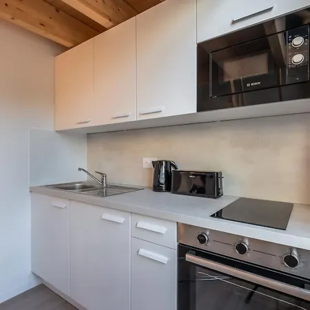 Grand Pour Deux Personnes En Mezzanine Lägenhet