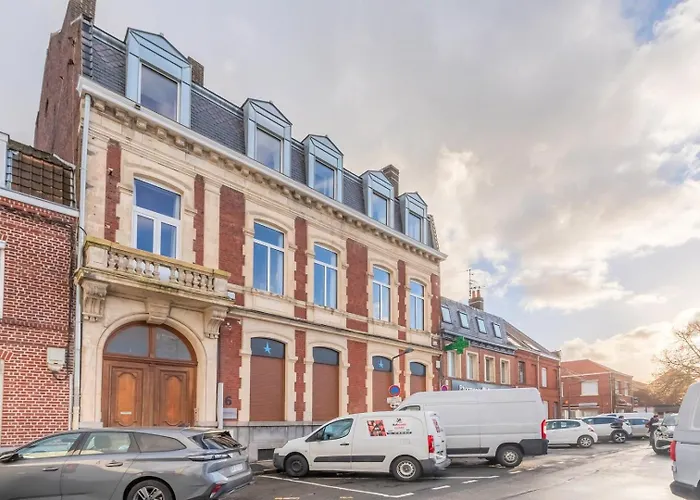 Grand Pour Deux Personnes En Mezzanine Appartement *